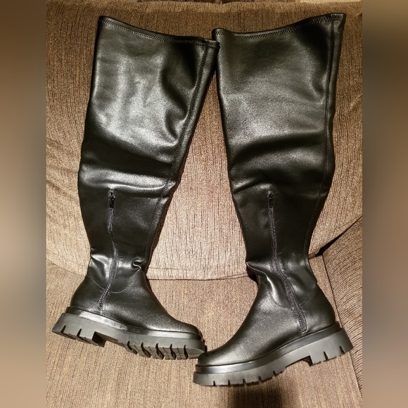 Steve Madden Women's Black Industry Knee Size 10M - Picture 2 of 16